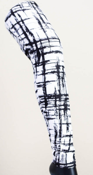 Black & White Scratch Pattern Workout Leggings