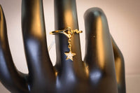 Adjustable Yellow Gold-tone Star on the Chain Ring